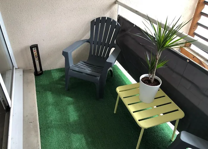 Appart Lourdes 100 M Gare - 4 Places Avec Balcon 10Mn Sanctuaire
