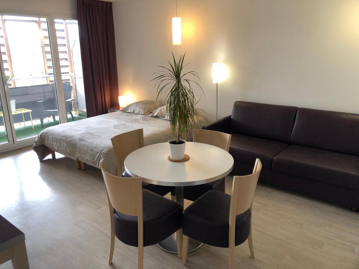 100 M Gare - 4 Places Avec Balcon 10mn Sanctuaire *